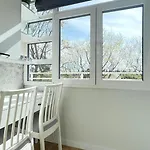 Apartment Orlowska 40 *